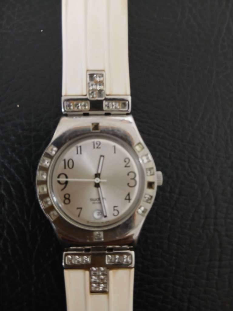 3 montre swatch originale pour femme