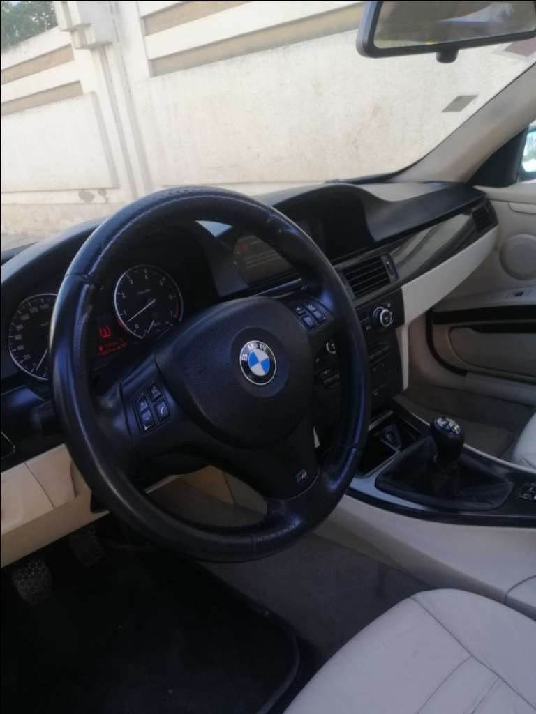 BMW 316i, E92