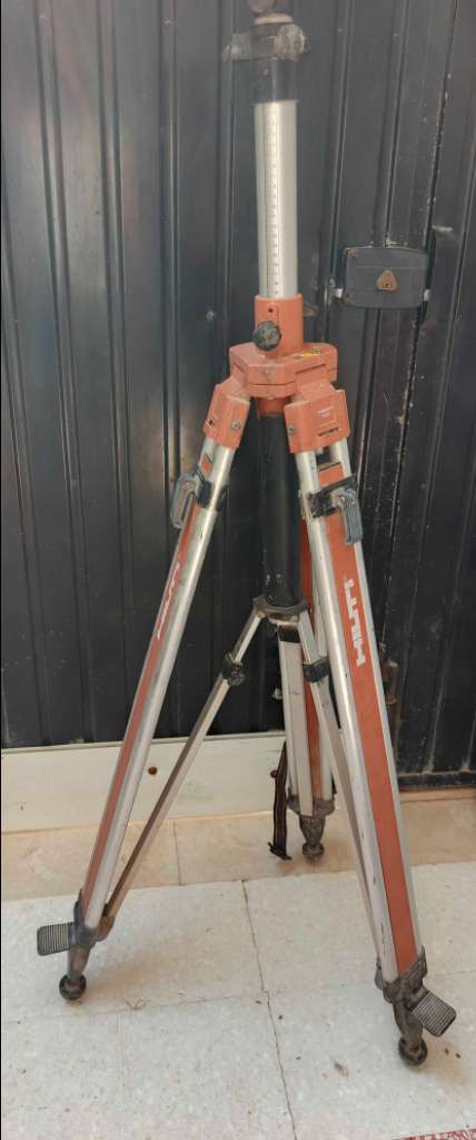 trie pied de marque hilti professionnel 