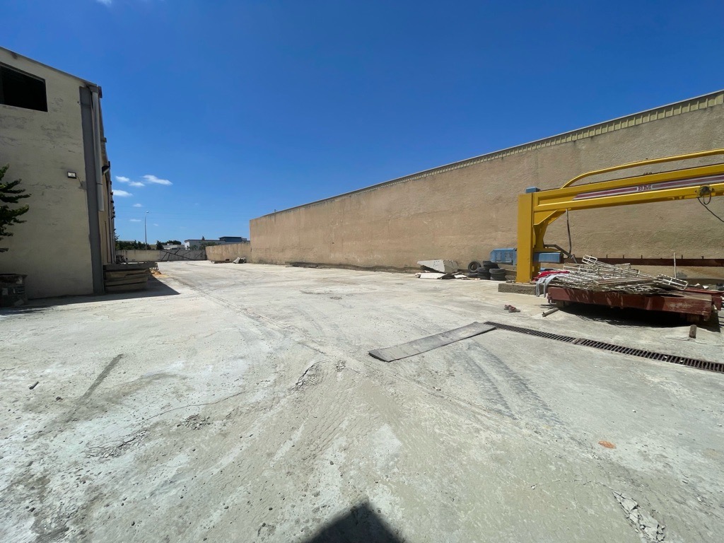 À louer un dépôt industriel à ksar Said