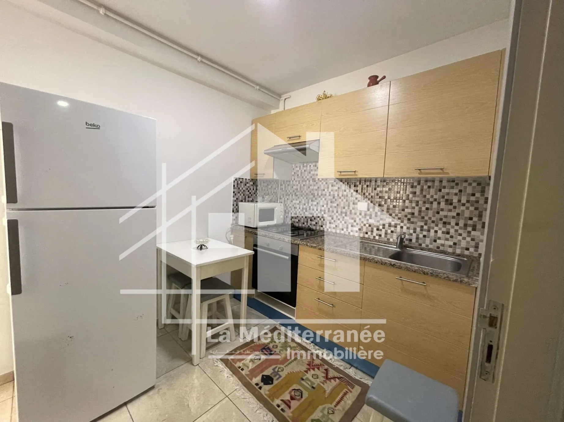 A louer un appartement S+1 meublé avec parking sous sol