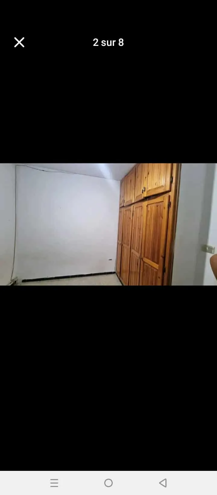 un appartements s+3 vide au 2éme étage (sans ascenseur) a louer a Omrane Supérieur En face MG