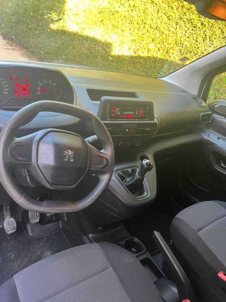 Peugeot k9