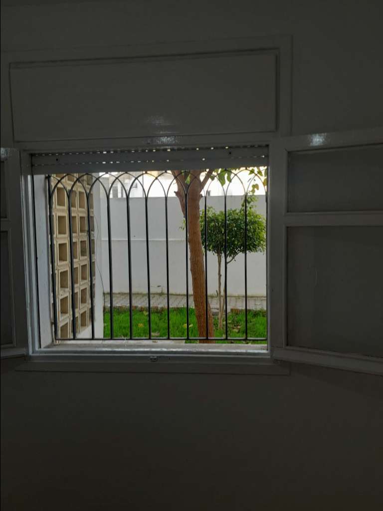 À louer appartement au rez-de-chaussée résidence emna nour Ja3fer ariana 