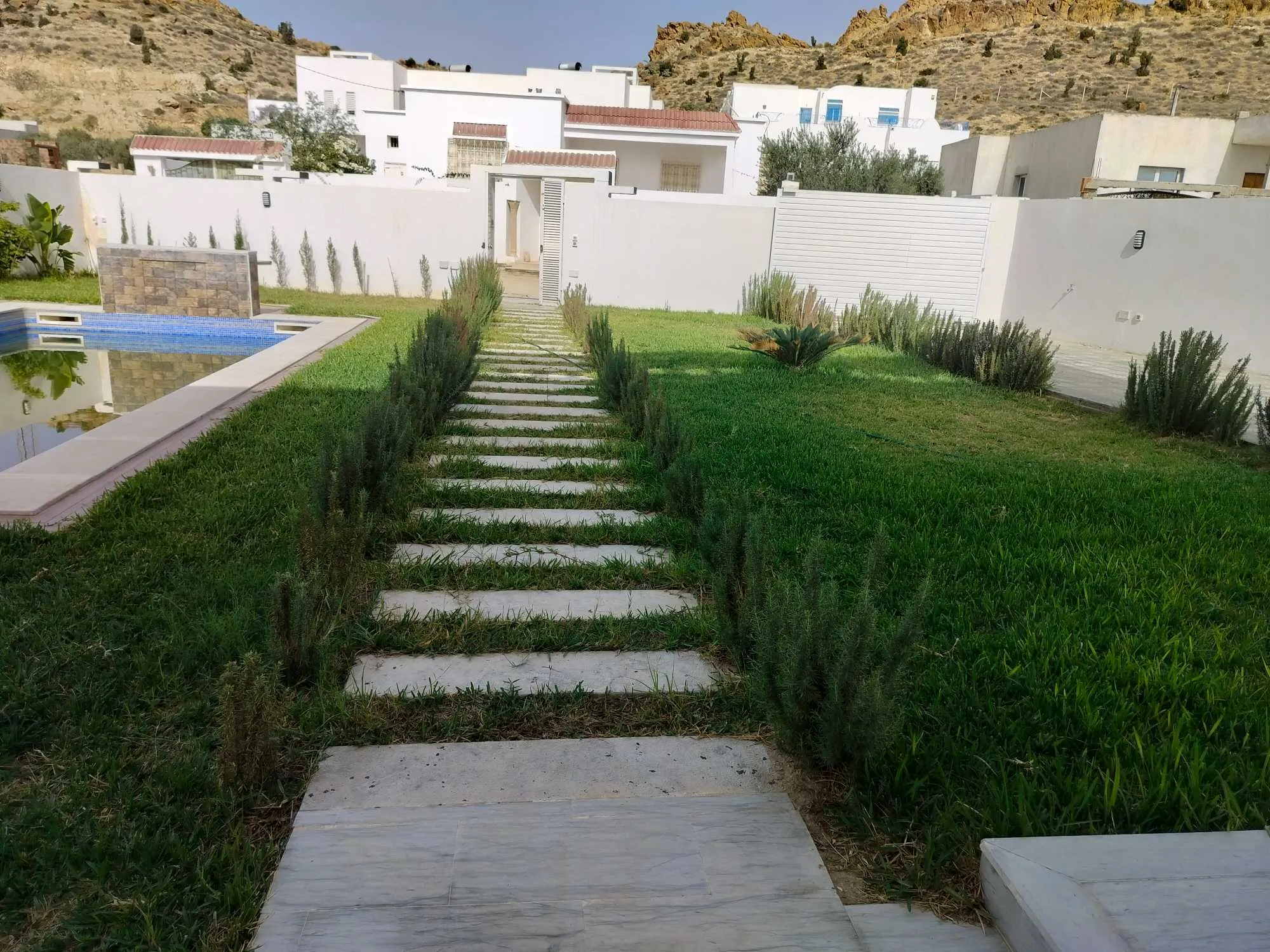 villa lux 700 m