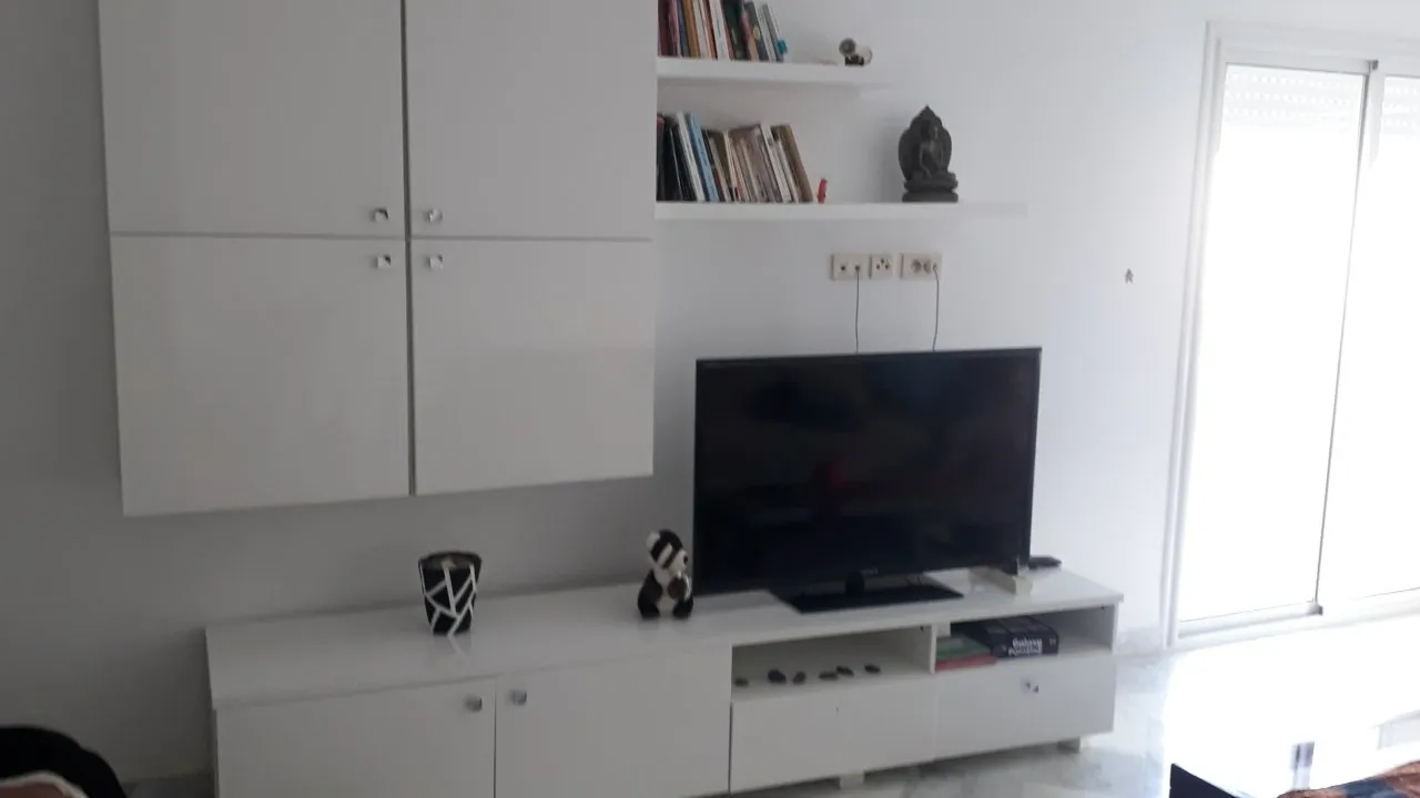 Meuble TV / Rangement Salon Blanc – Bon État – Vente Urgente
