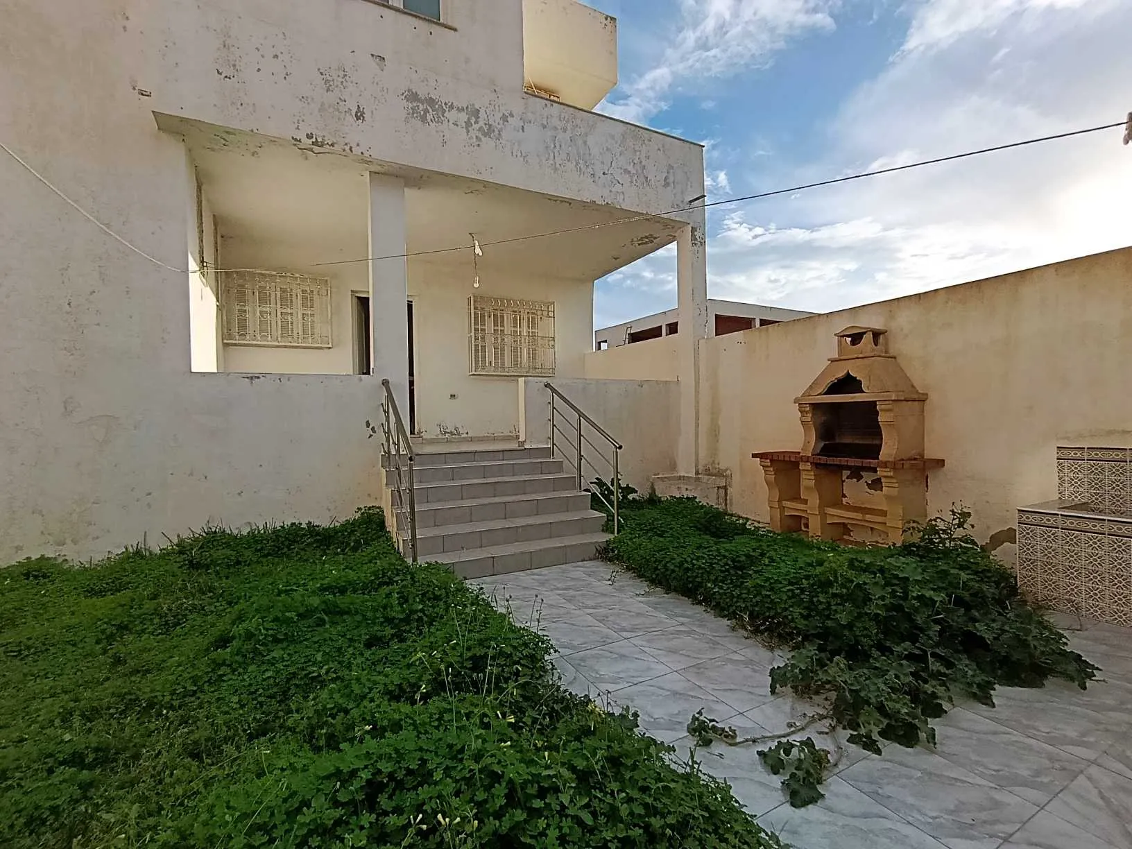 Maison RDC S+3 à 50 m de la Plage