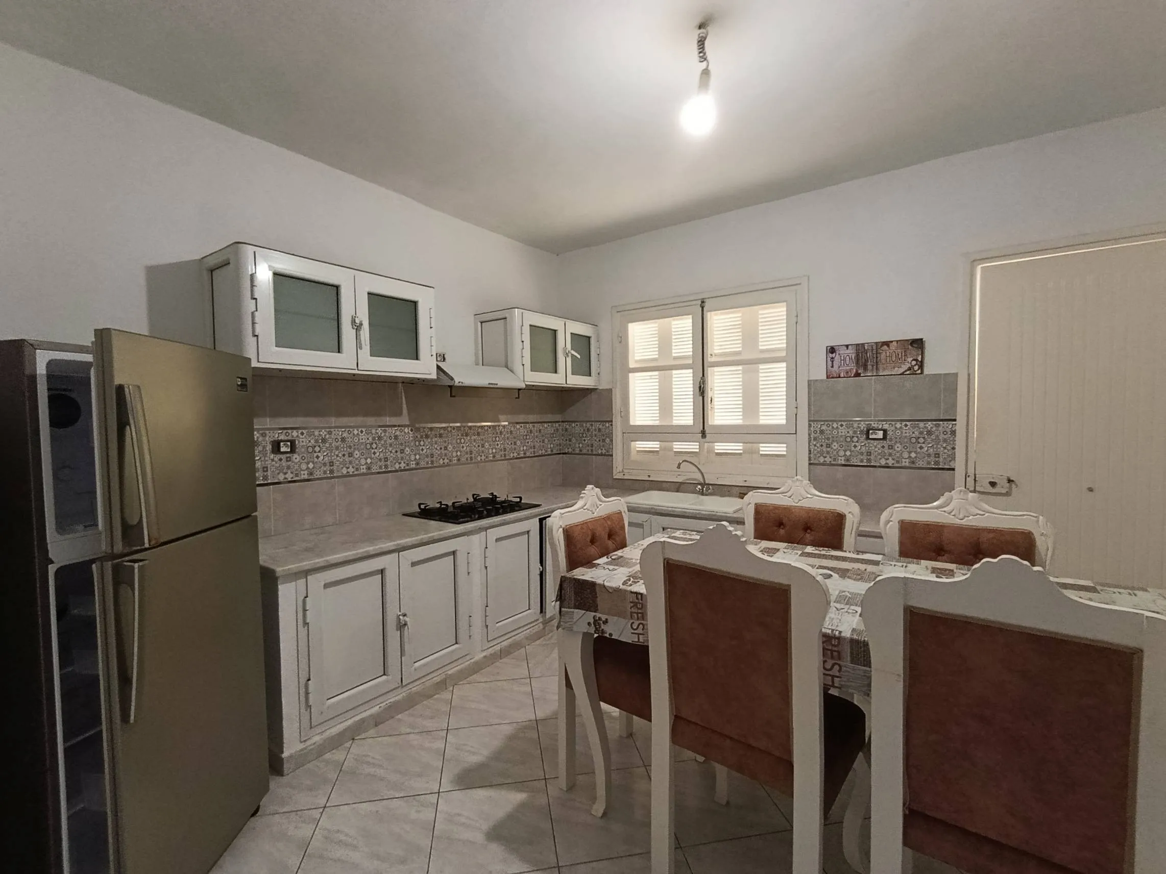 Maison RDC S+3 à 50 m de la Plage