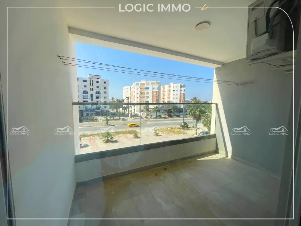 Appartement S+2 – Résidence 400 m de la plage 