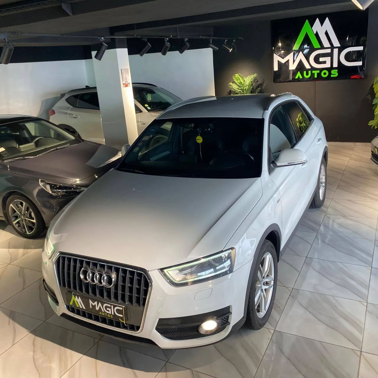 AUDI Q3