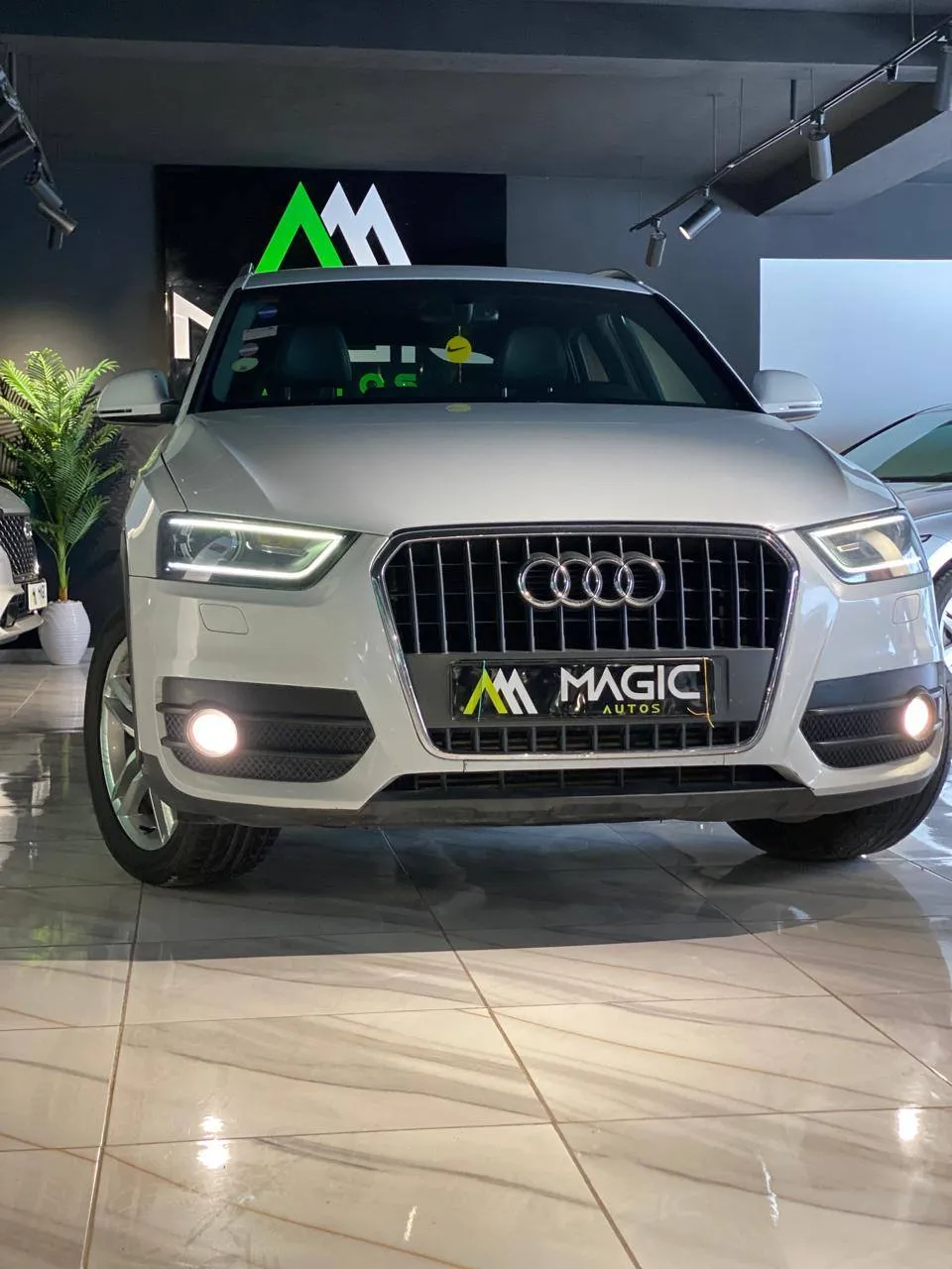 AUDI Q3