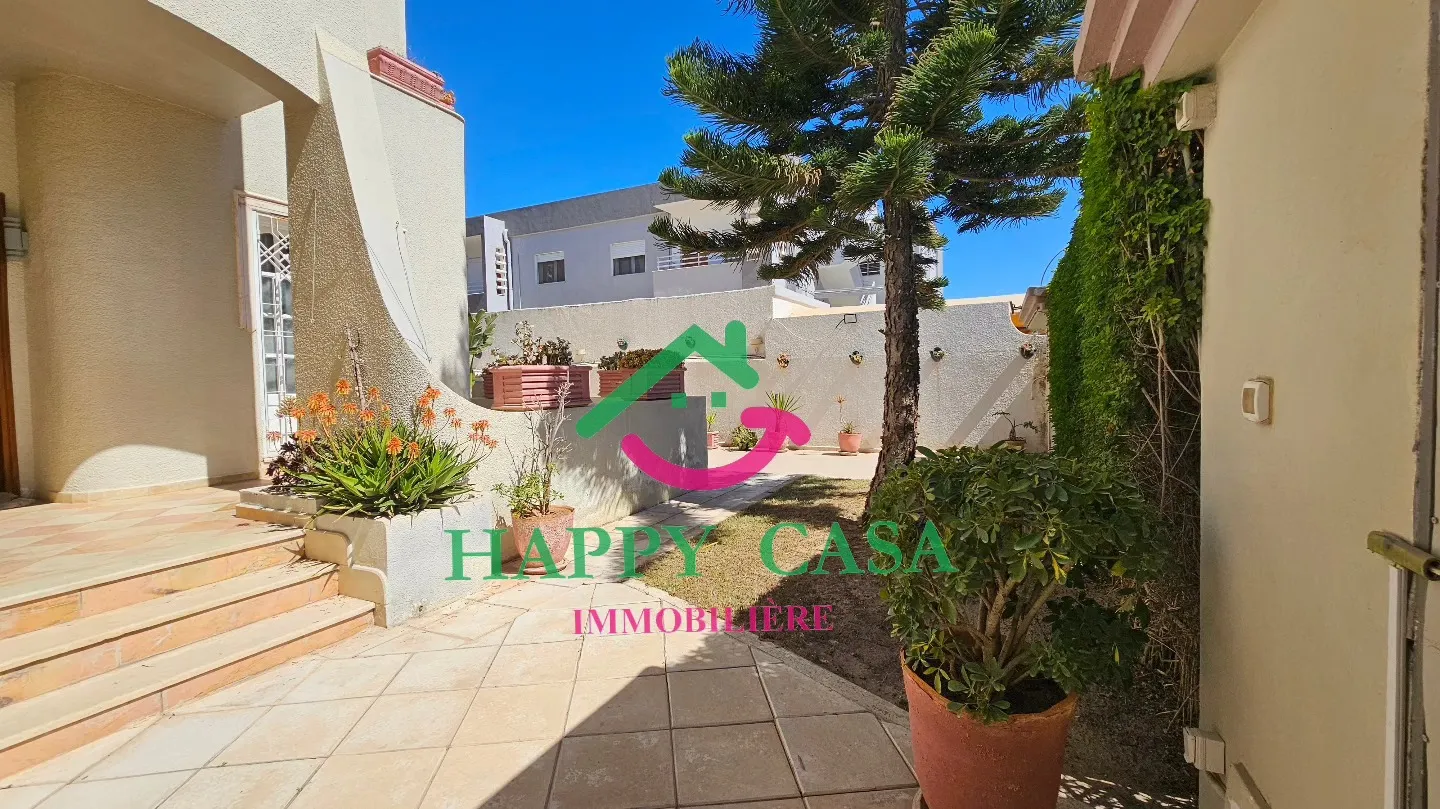 Une luxueuse villa a Ezzahra