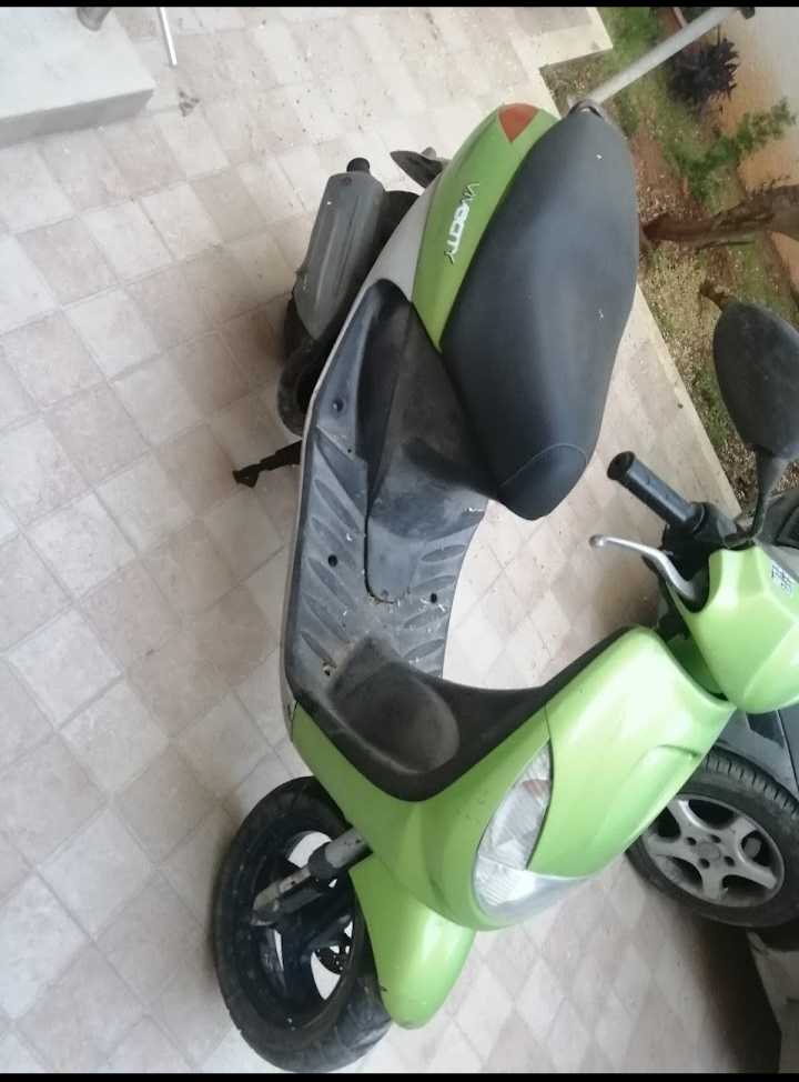 Moto