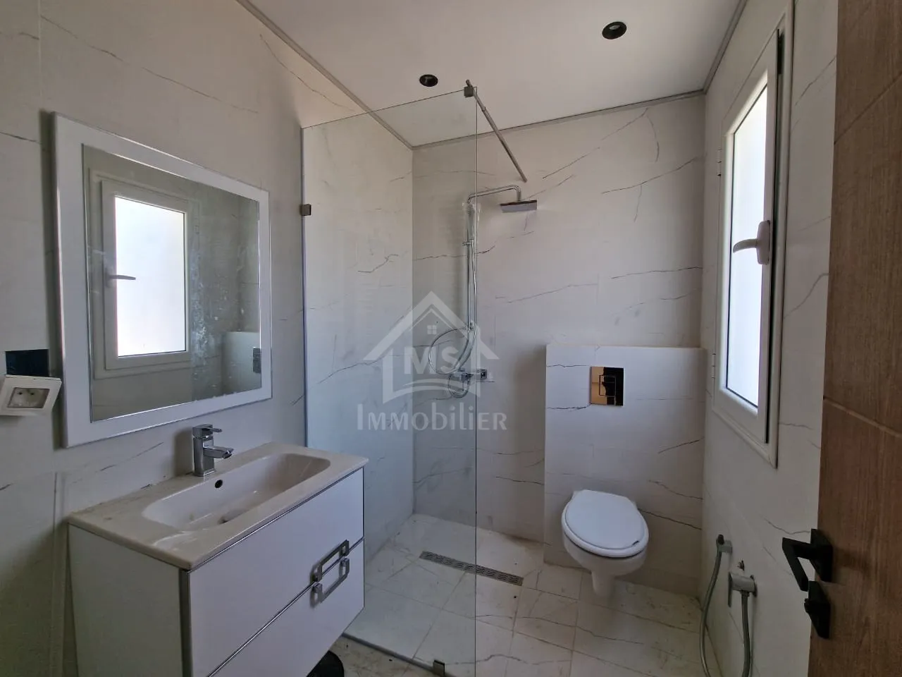 Un duplex S+5 avec piscine à Hammamet Sud à vendre 51355351