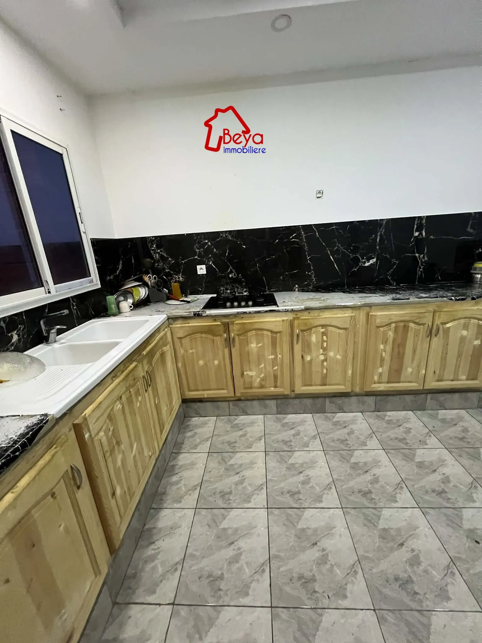 Nabeul:une villa avec 2 appartements