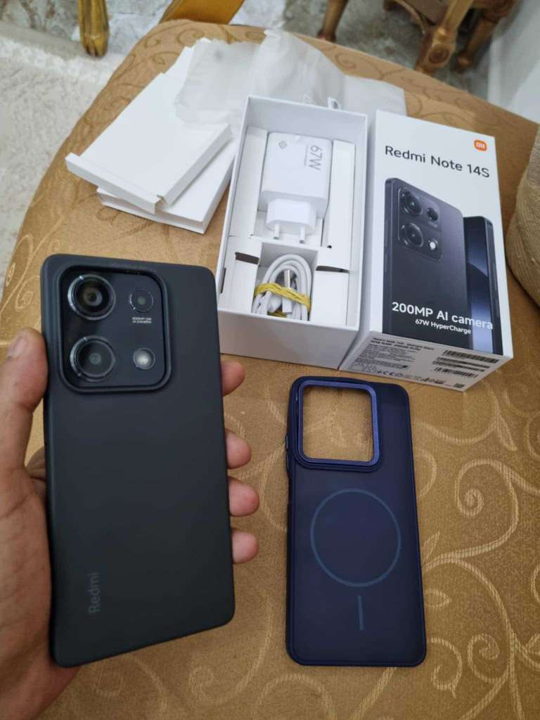 redmi note 14s ram 8g+4g stockage 256g 

