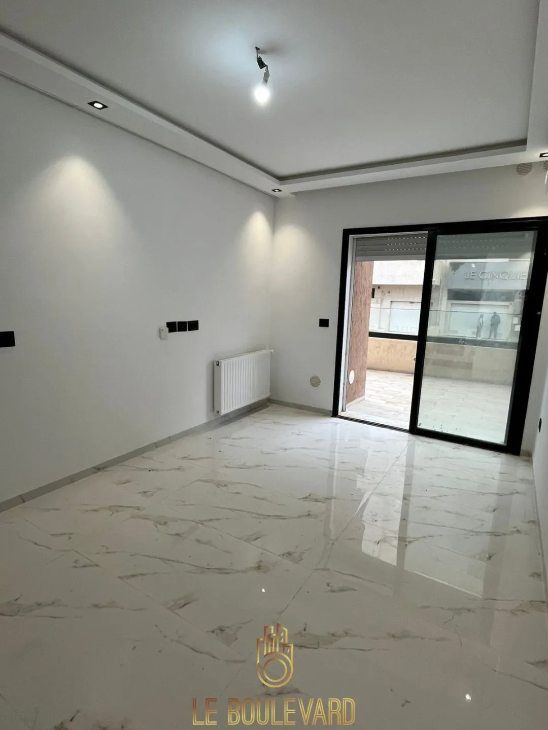 A vendre Appartement S+2 avec terrasse à Nouvelle Soukra , Ariana