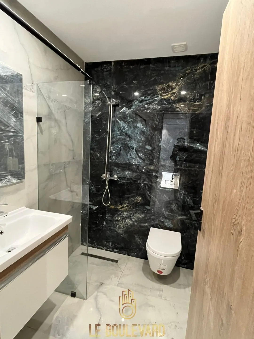 A vendre Appartement S+2 avec terrasse à Nouvelle Soukra , Ariana