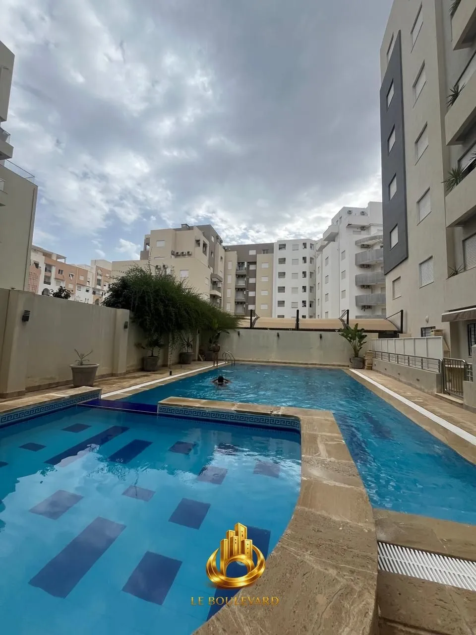 Location Annuelle : Appartement S+1 Haut Standing Avec Terrasse à AFH Mrezga, Nabeul