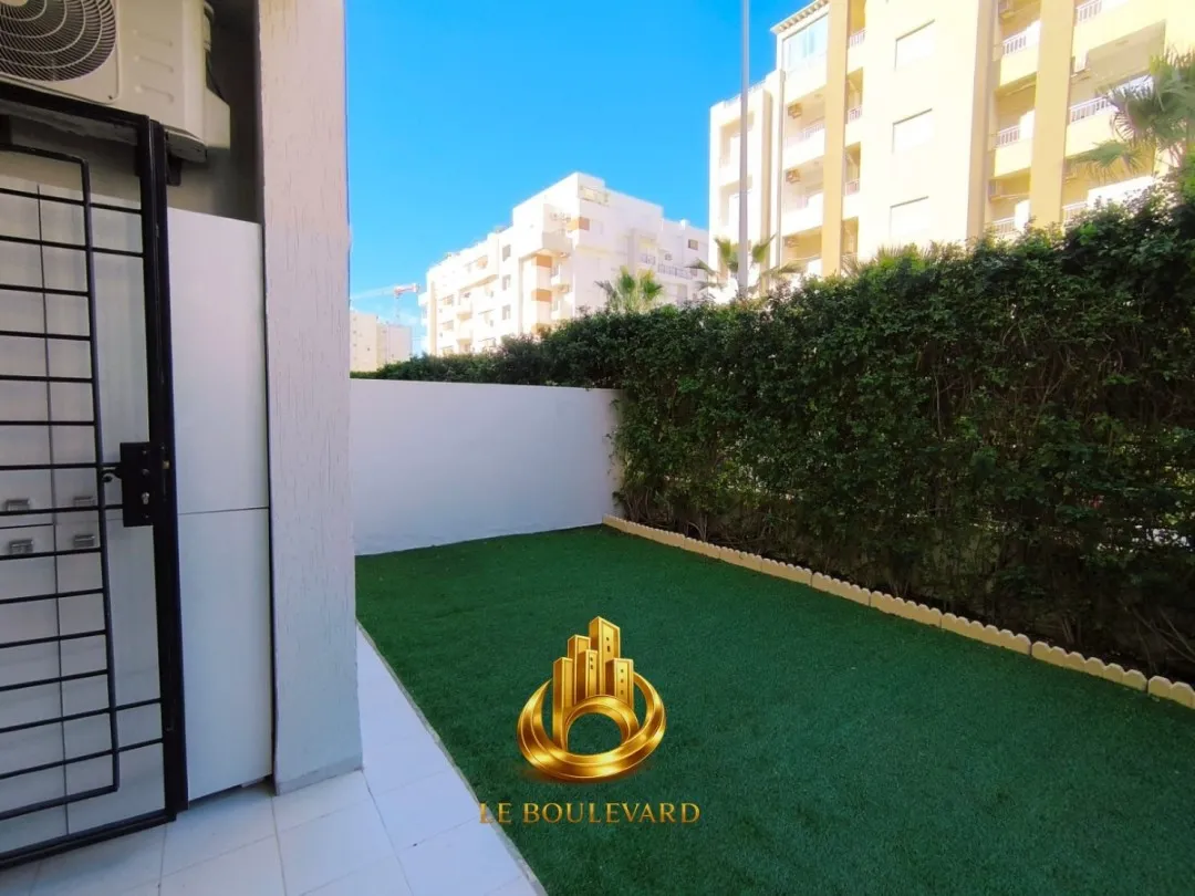 Location Annuelle : Appartement S+1 Haut Standing Avec Terrasse à AFH Mrezga, Nabeul