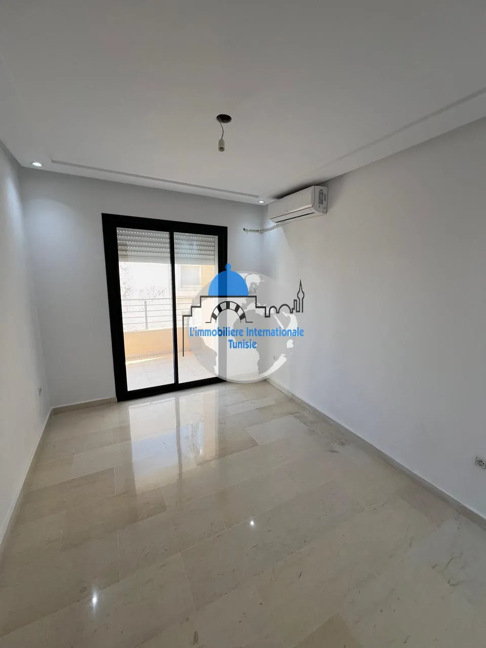 À 𝗹𝗼𝘂𝗲𝗿 – 𝗔𝗽𝗽𝗮𝗿𝘁𝗲𝗺𝗲𝗻𝘁 𝗦+𝟯 à 𝗞𝗵𝘇𝗲𝗺𝗮 𝗘𝘀𝘁