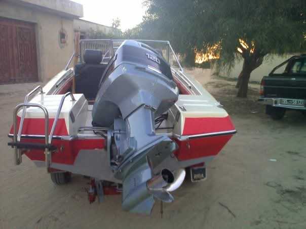 Bateau Glastron 4.80M