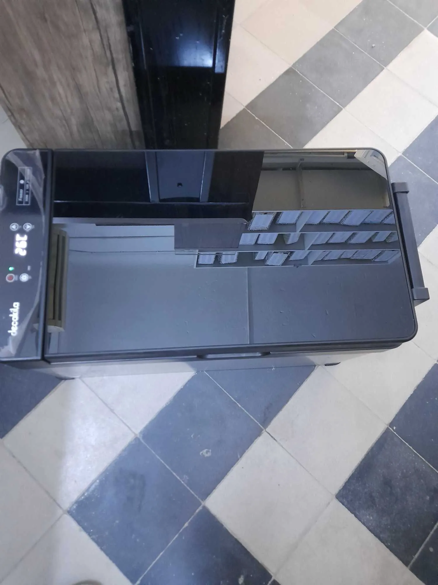 Frigidaire de bureau et voiture