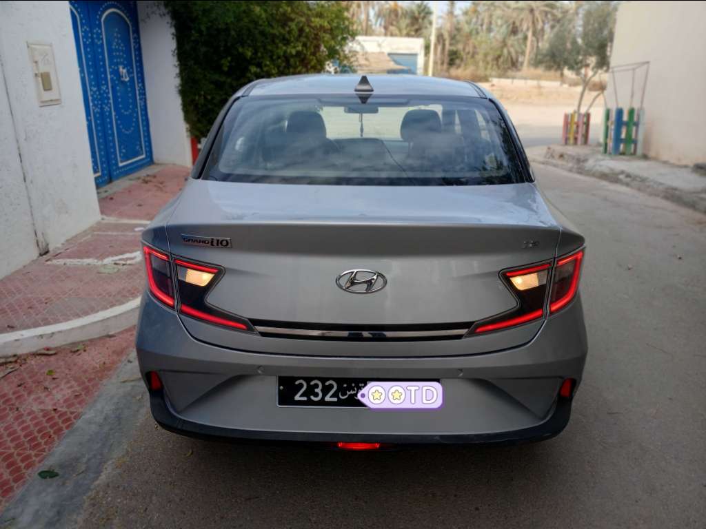 HYUNDAI GRANDE i10 ESSENCE Tel 40884251 