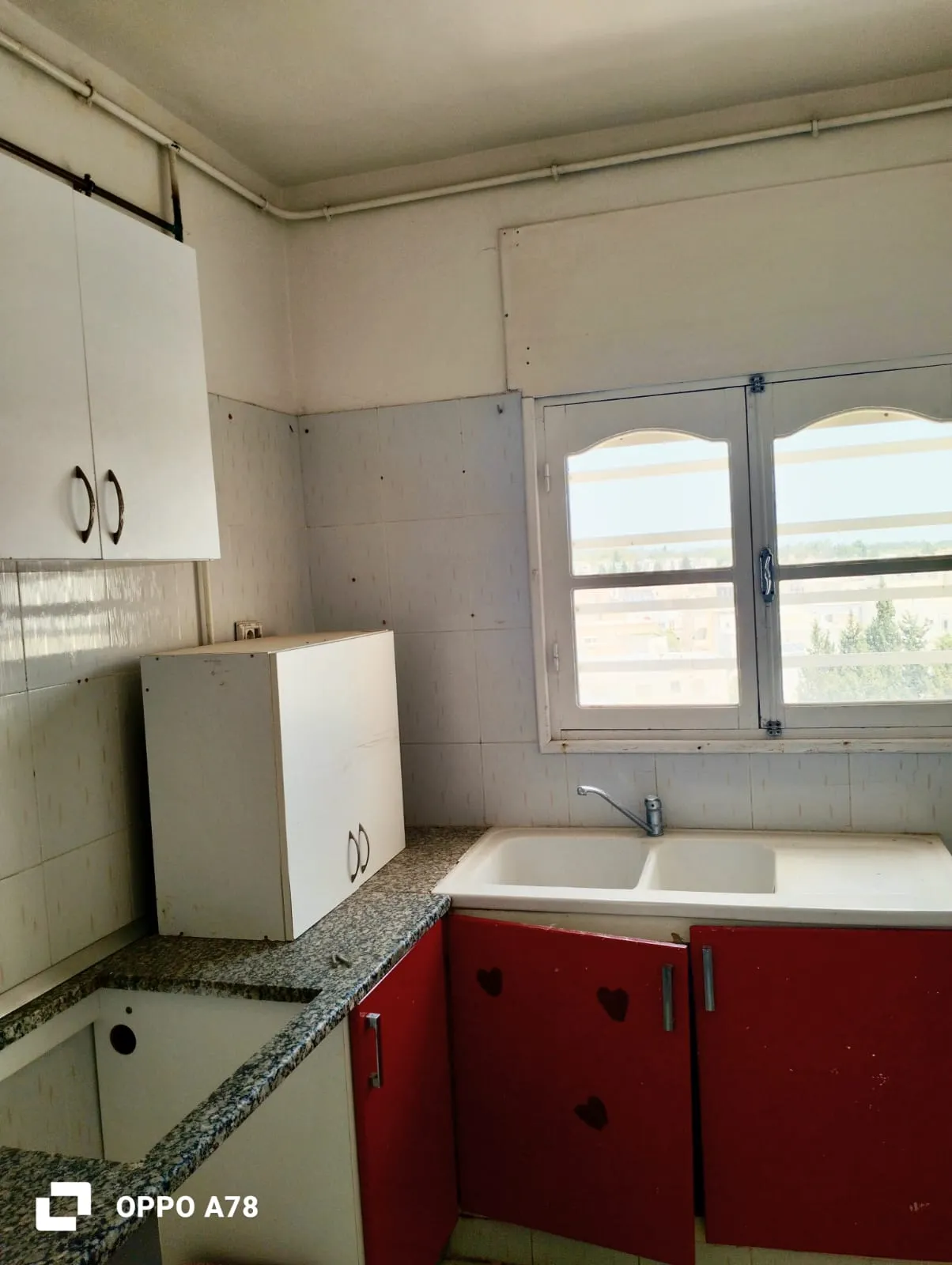 a vendre un appartement s3 avec place parking a la nouvelle medina 3