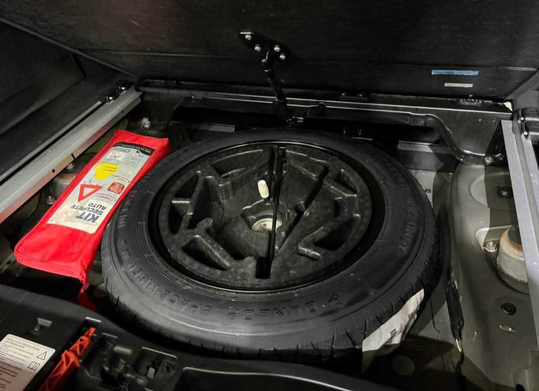 ⛔ BMW X5  3.5 XDrive ⛔
      On accepte l échange des voitures 
