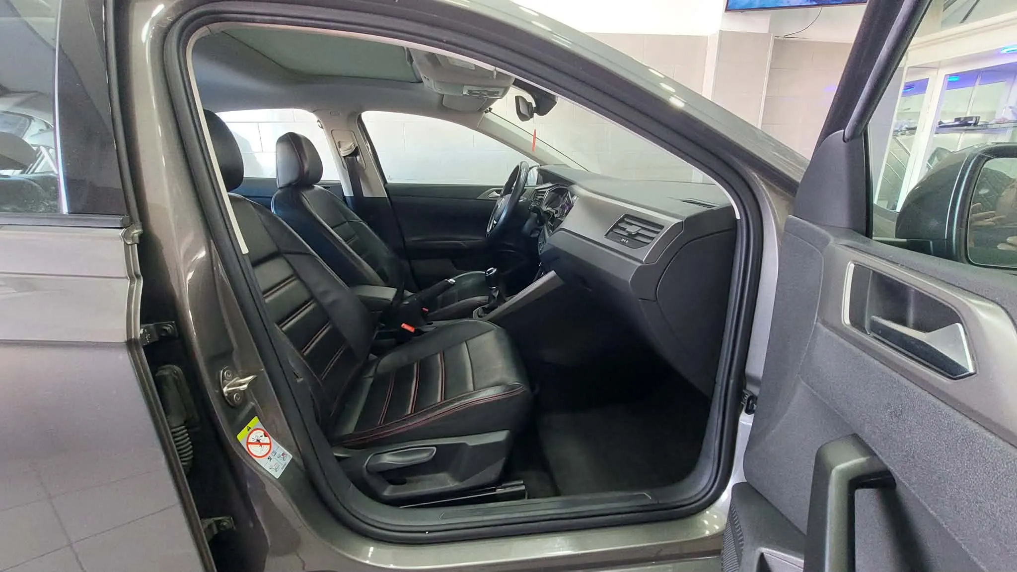 Volkswagen Polo 2021 - Km 55 mille - Tel 98479647