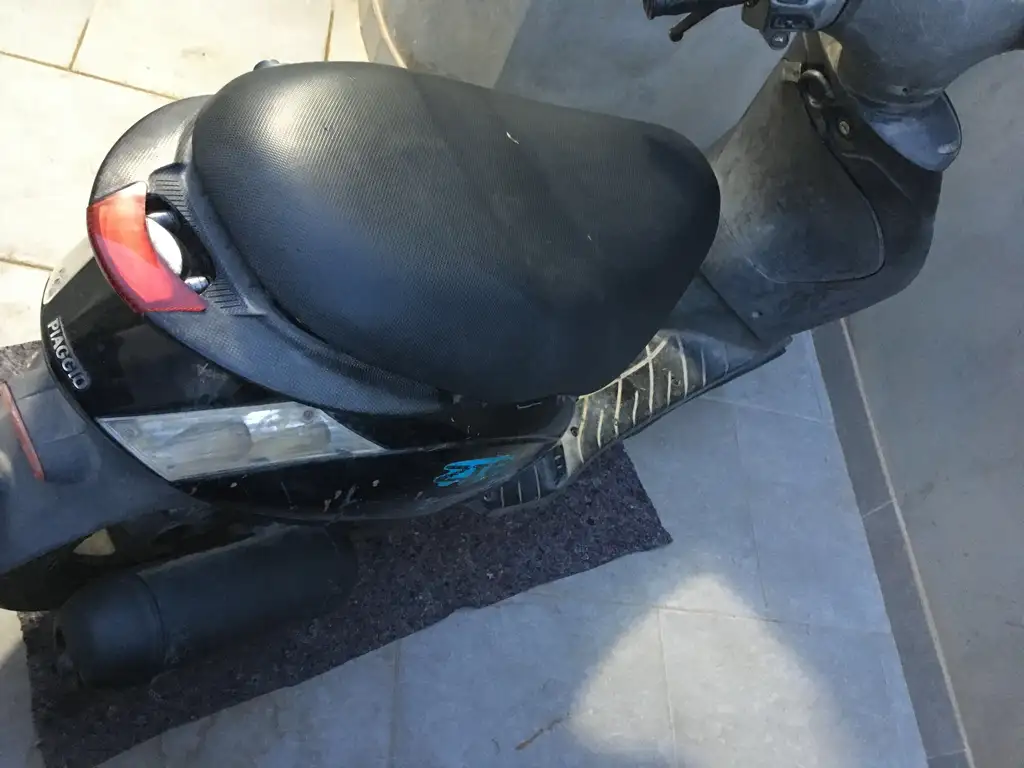 Piqggio zip 4t