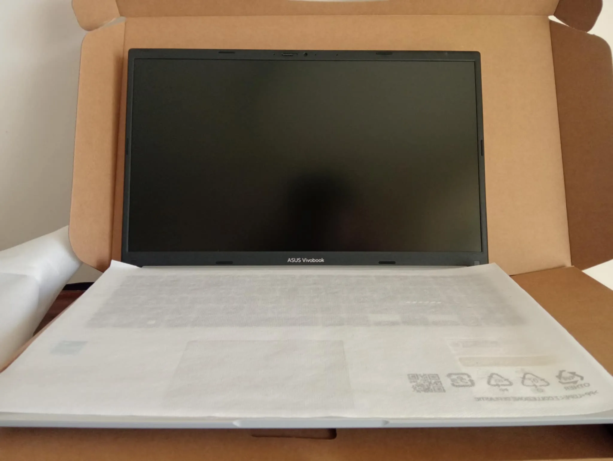 pc portable asus vivobook 15 jamais utulisé