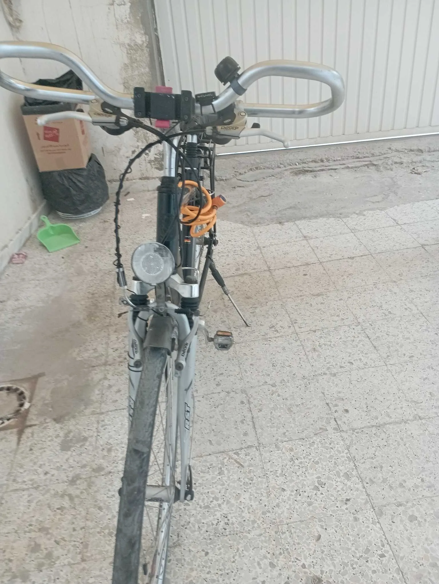 Vélo très bien Made Allemand prix :650dt