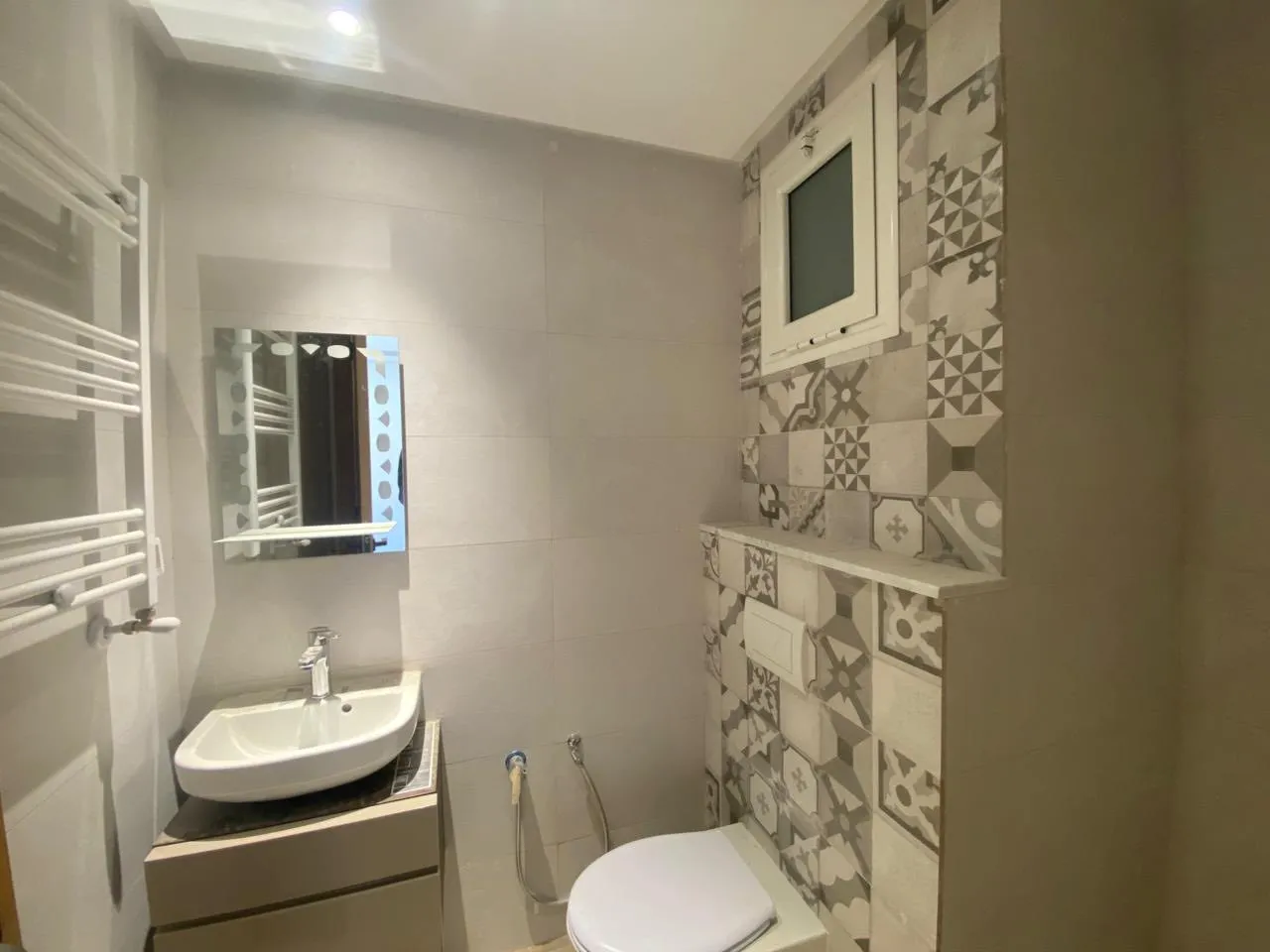 🔴⚫️ APPARTEMENT S+1 À LOUER – RIADH ANDALOUS, ARIANA