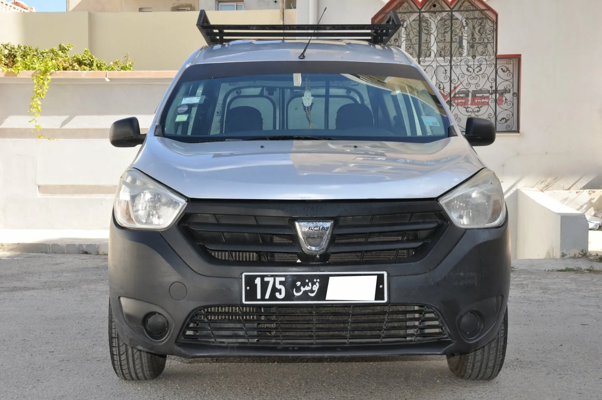 DACIA DOKKER VAN LUX - PRIX : 23.500 - TEL : 99.692.623