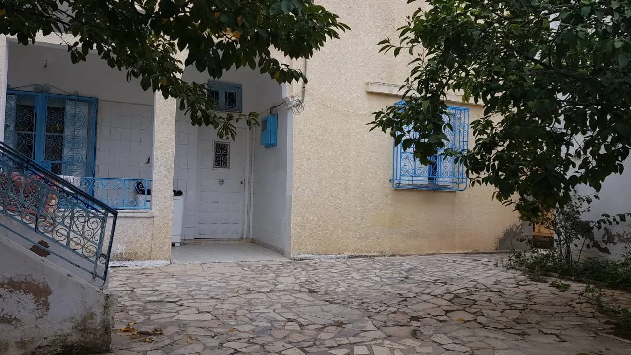 Grande maison a naasen