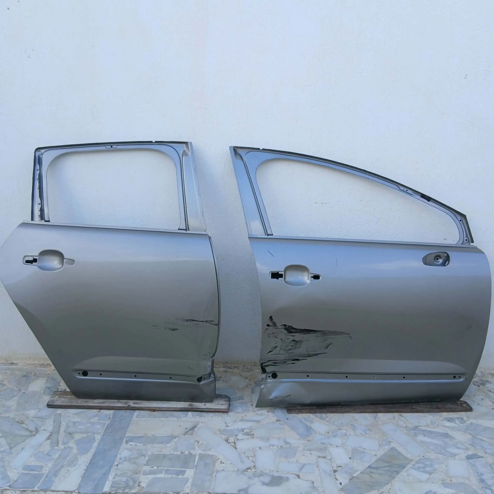 portières côté droit