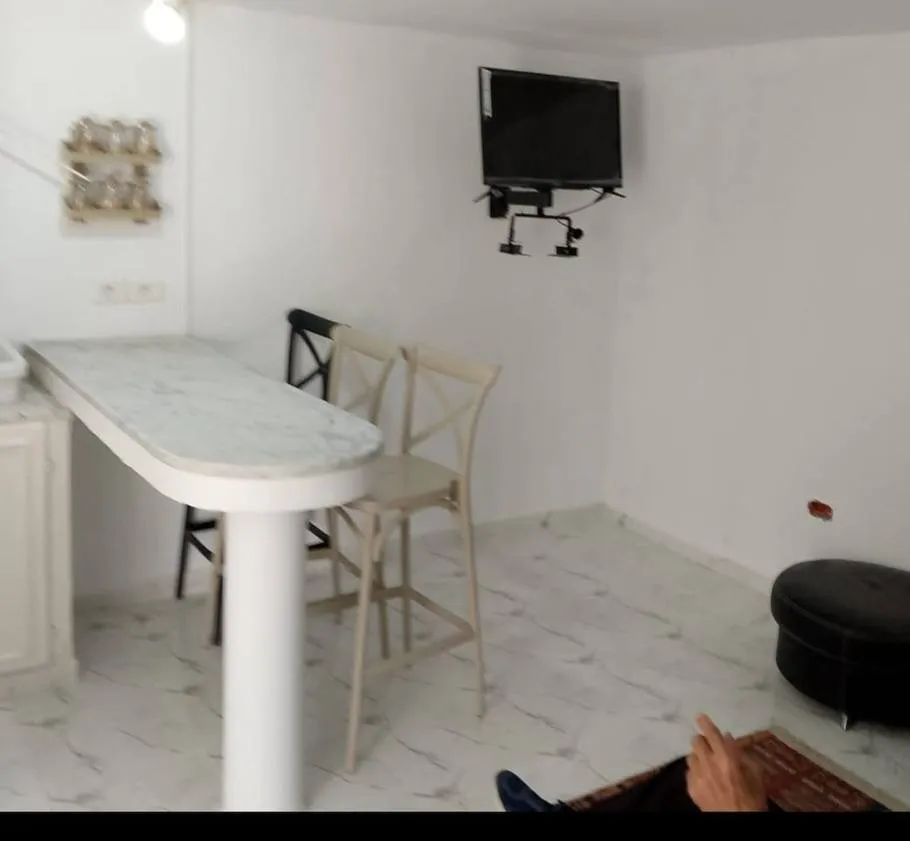 studio menzah 7