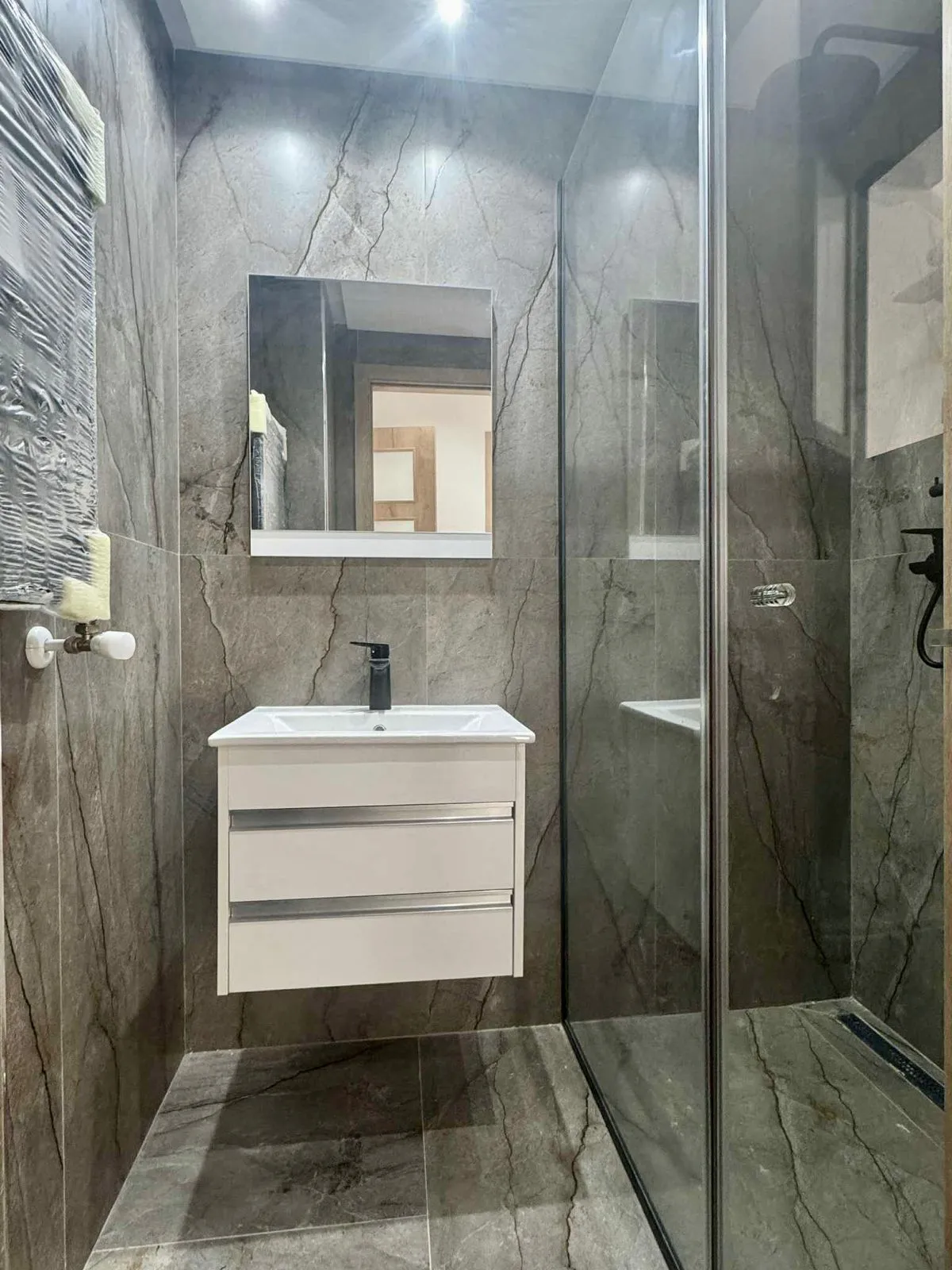 Appartement S+2 Jamais habité à Menzah 9C