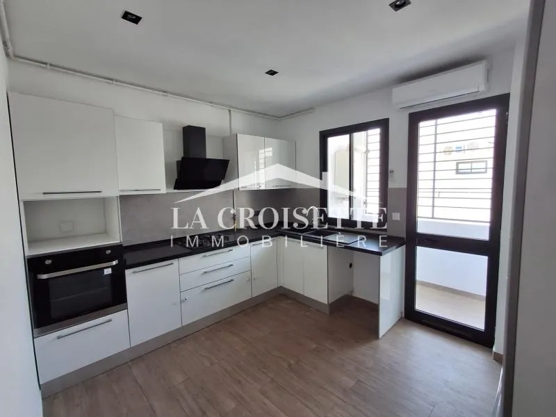 Appartement s3 à La Soukra ZAV1893