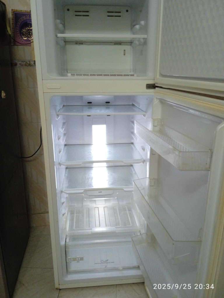 A vendre réfrigérateur BRAND 