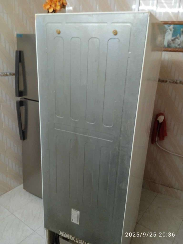 A vendre réfrigérateur BRAND 