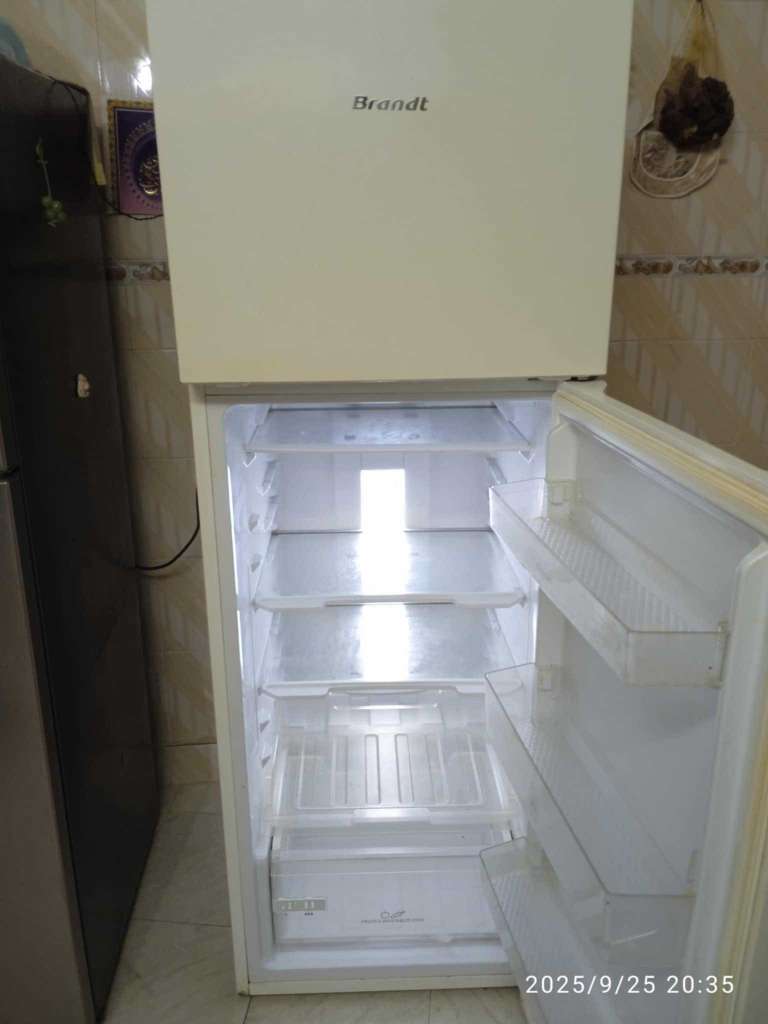 A vendre réfrigérateur BRAND 