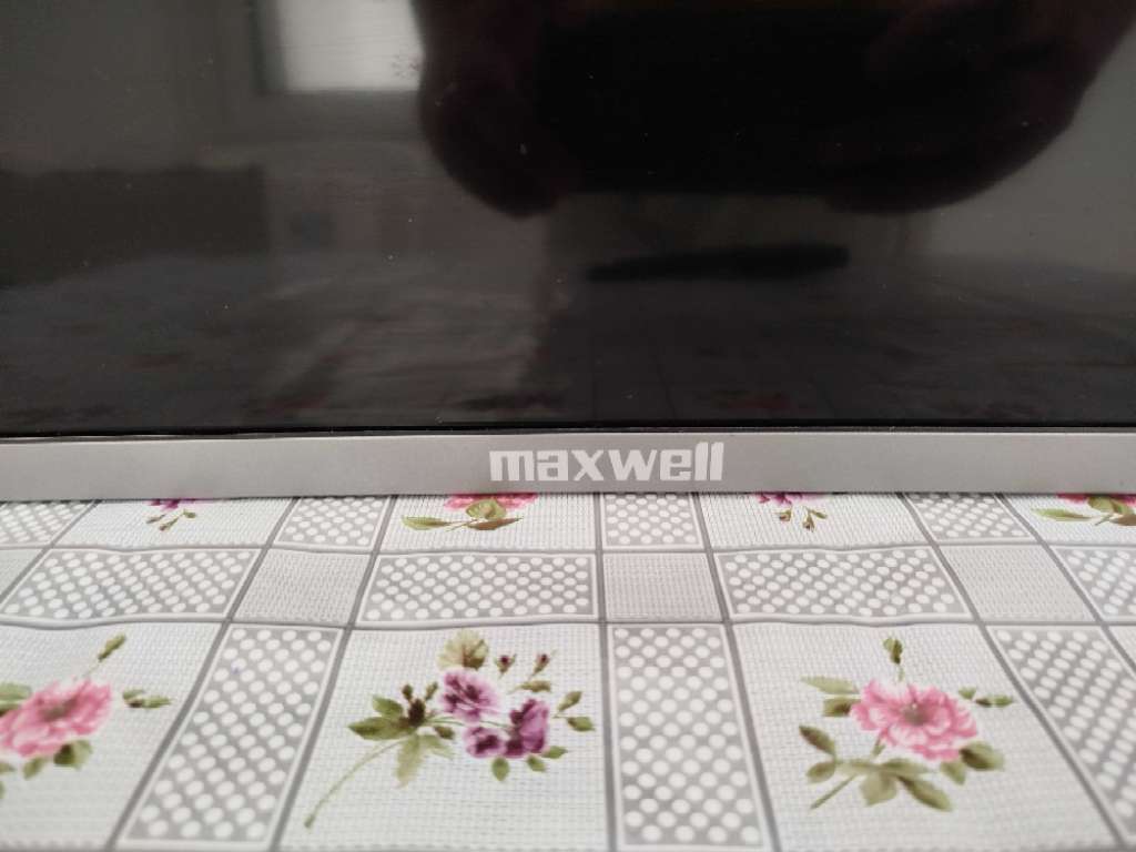 TV CURVED LED VEGA MAXWELL
