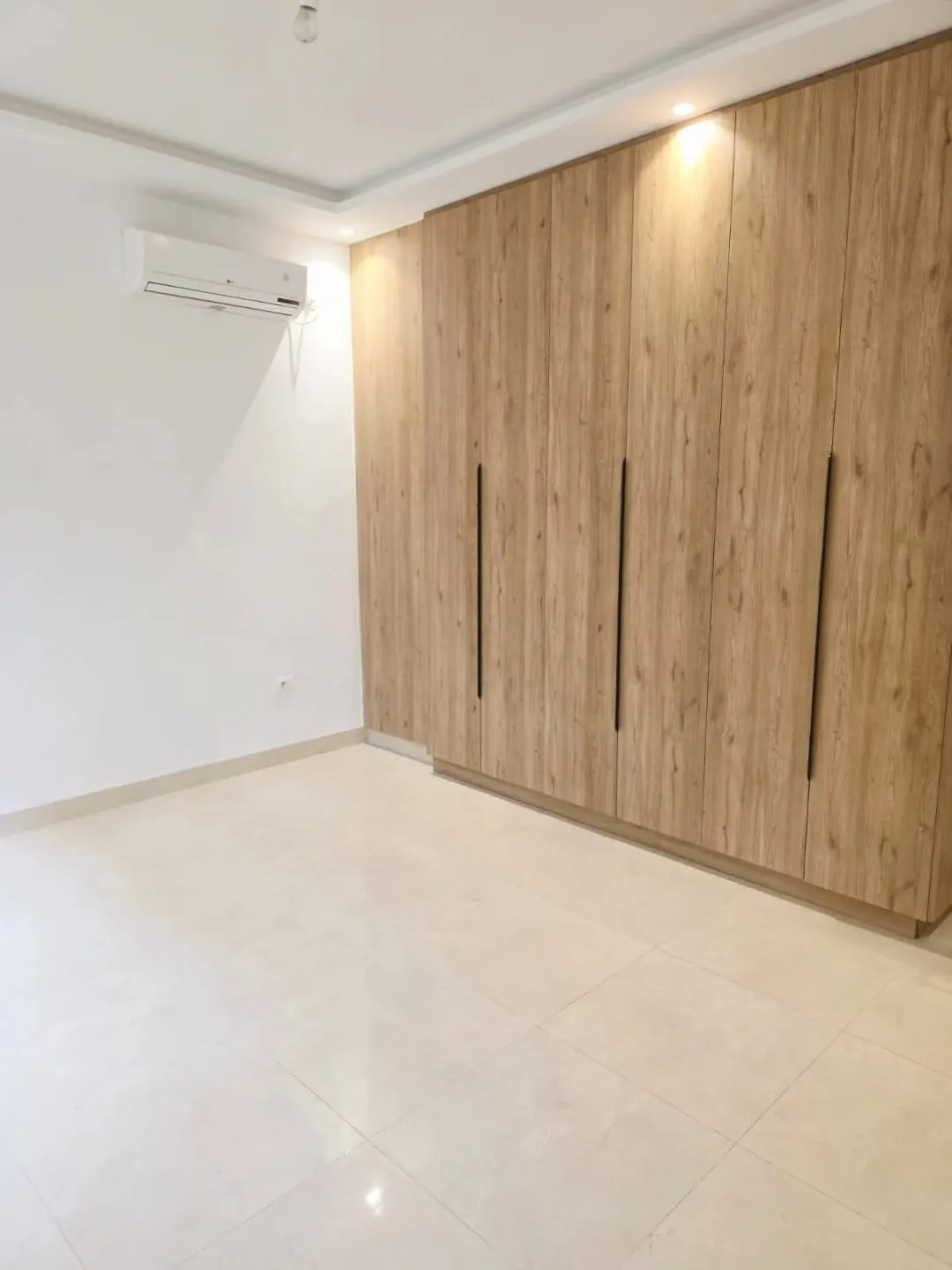 Une Belle Villa Plain-Pied Construite Sur Terrain 450m²
