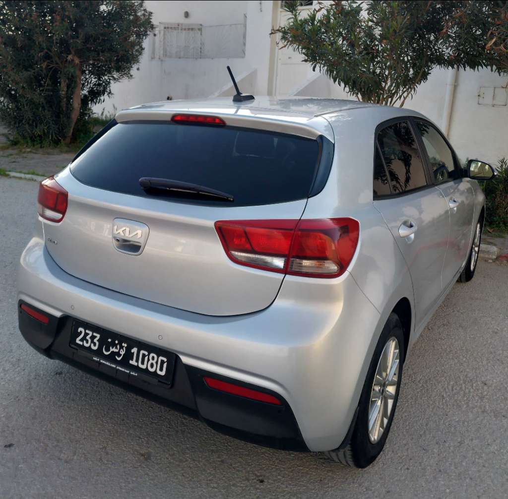 KIA RIO SX PREMIERE MAIN 