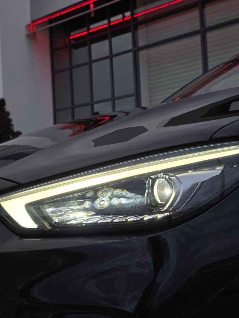 MG ZS TROPHY ( FAIBLE KILOMETRES)