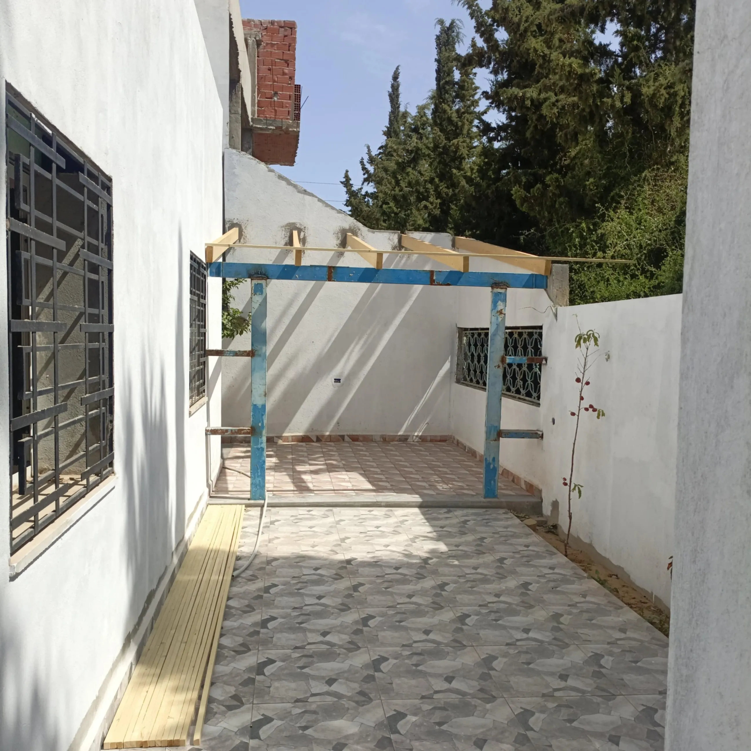 AV maison s+3+garage à hammamet sud
