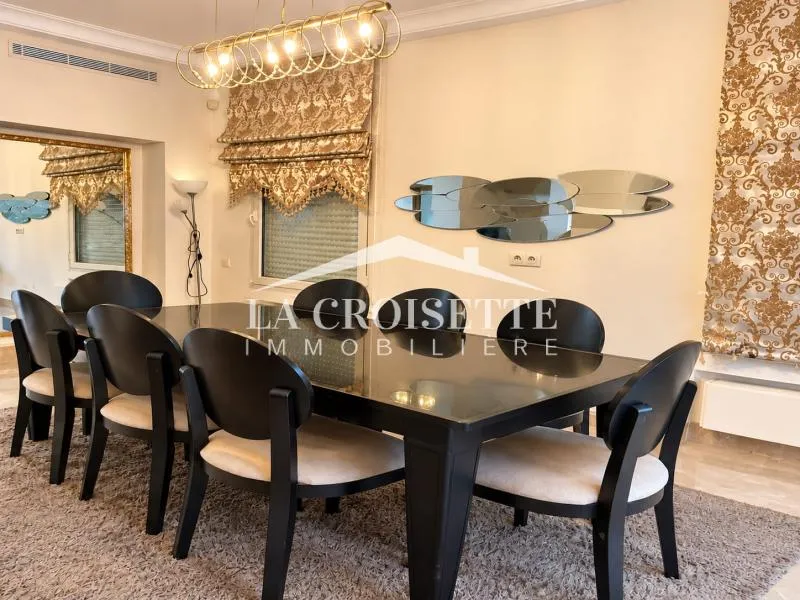 Triplex S+5 avec jardin à La Marsa MTRL0118